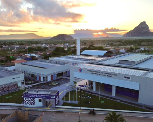Governo da Bahia inaugura novo Colégio Estadual de Tempo Integral em Itatim com investimento de R$ 32,1 milhões.