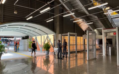 Metrô Bahia registra aumento de mais de 50% no fluxo de passageiros na Estação Águas Claras no São João.