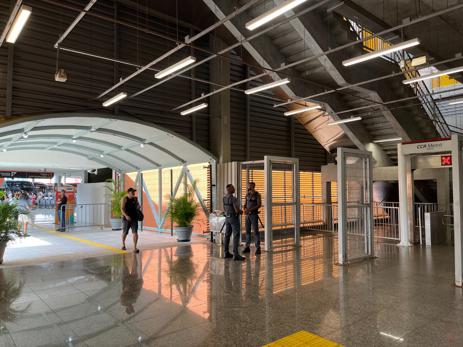 Metrô Bahia registra aumento de mais de 50% no fluxo de passageiros na Estação Águas Claras no São João.