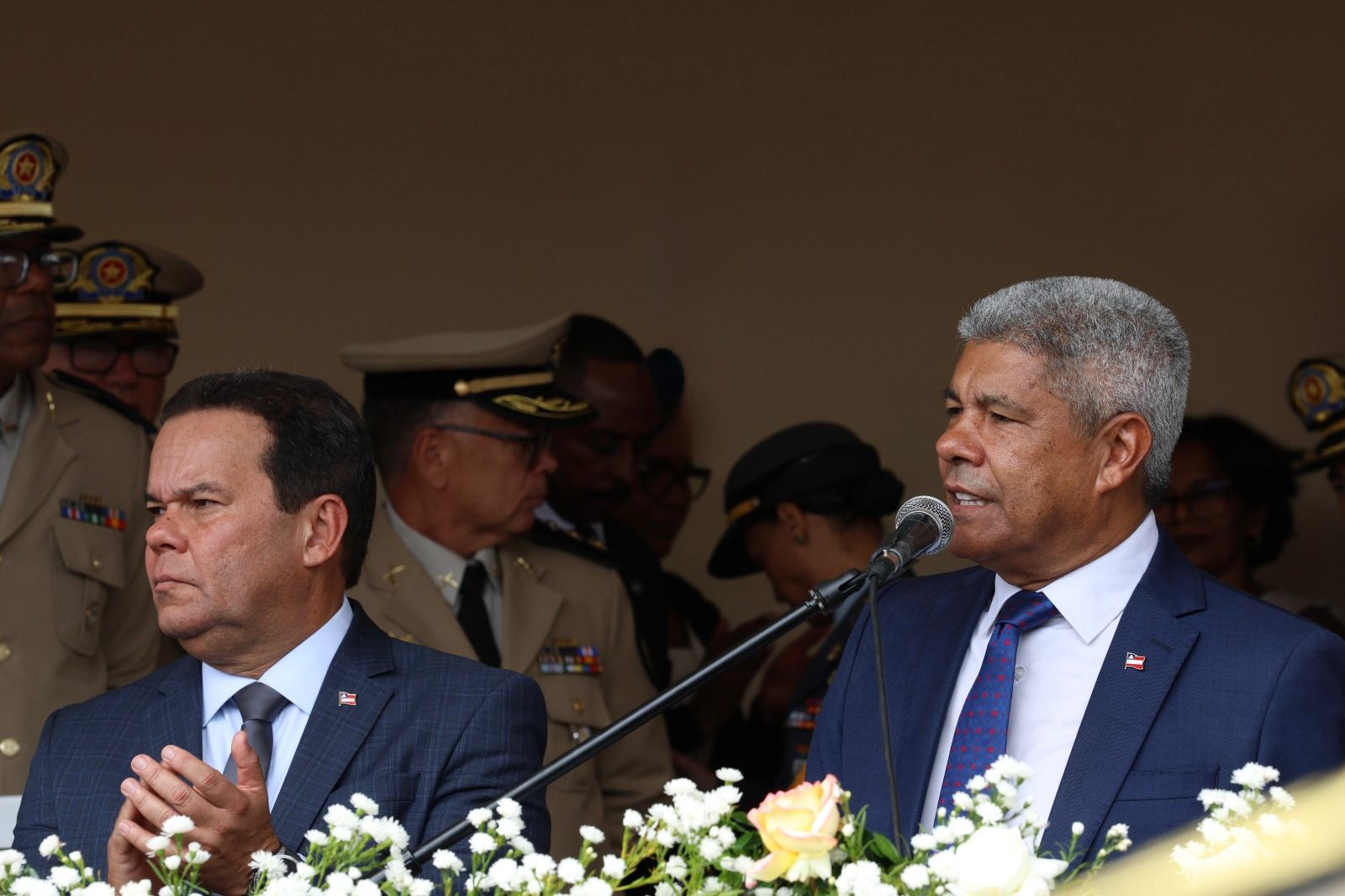 Governador anuncia concurso público para a Polícia Militar e Corpo de Bombeiros com mais de 3300 vagas.