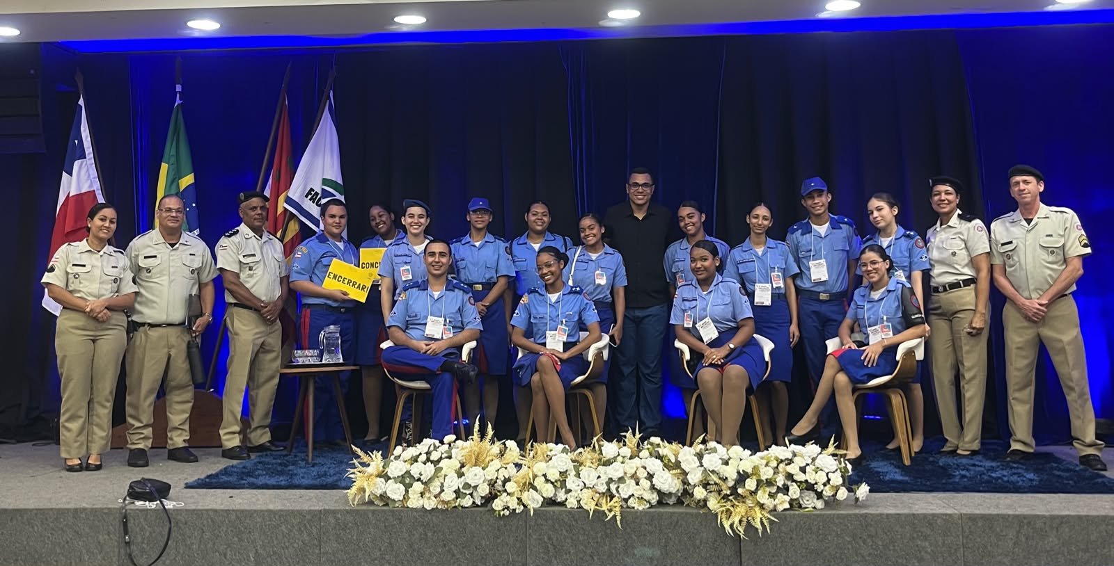 Colégio da Polícia Militar de Ilhéus fortalece protagonismo estudantil em seminário de Ciências.
