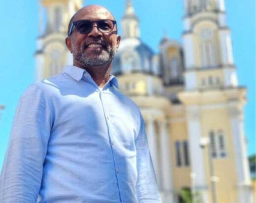 Bebeto Galvão completa 64 anos mantendo o legado em defesa dos trabalhadores baianos.