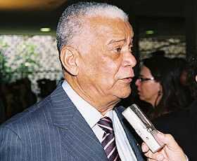 Bebeto Galvão lamenta falecimento de Raymundo Veloso, ex-deputado e ex-presidente da Câmara Municipal de Ilhéus.