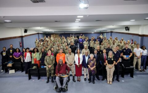 Mais de 300 profissionais da segurança pública participam de capacitação em direitos humanos para o São João da Bahia 2026.