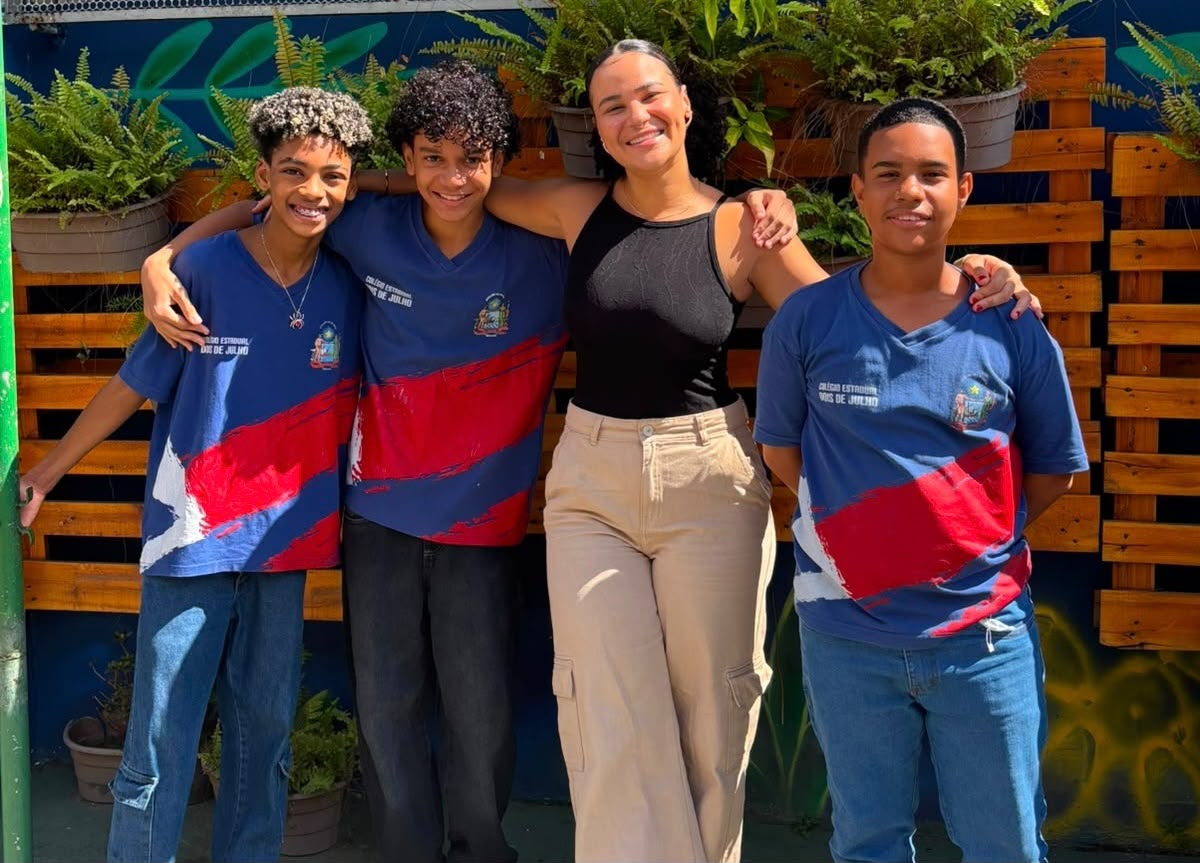 Estudantes de Salvador chegam à semifinal da Olimpíada Nacional de História.