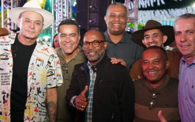Bebeto Galvão participa dos festejos juninos no interior da Bahia.