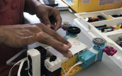 SEDUC realiza formação em Robótica para professores da rede municipal.