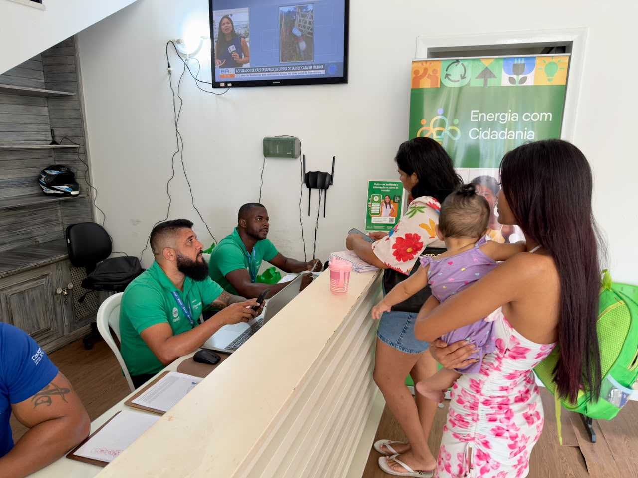 Programa orienta famílias do CadÚnico sobre acesso a Tarifa Social de Energia Elétrica.