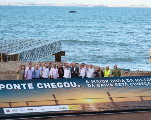 Lula e Jerônimo participam de ato simbólico para cravação da primeira estaca da Ponte Salvador–Ilha de Itaparica.