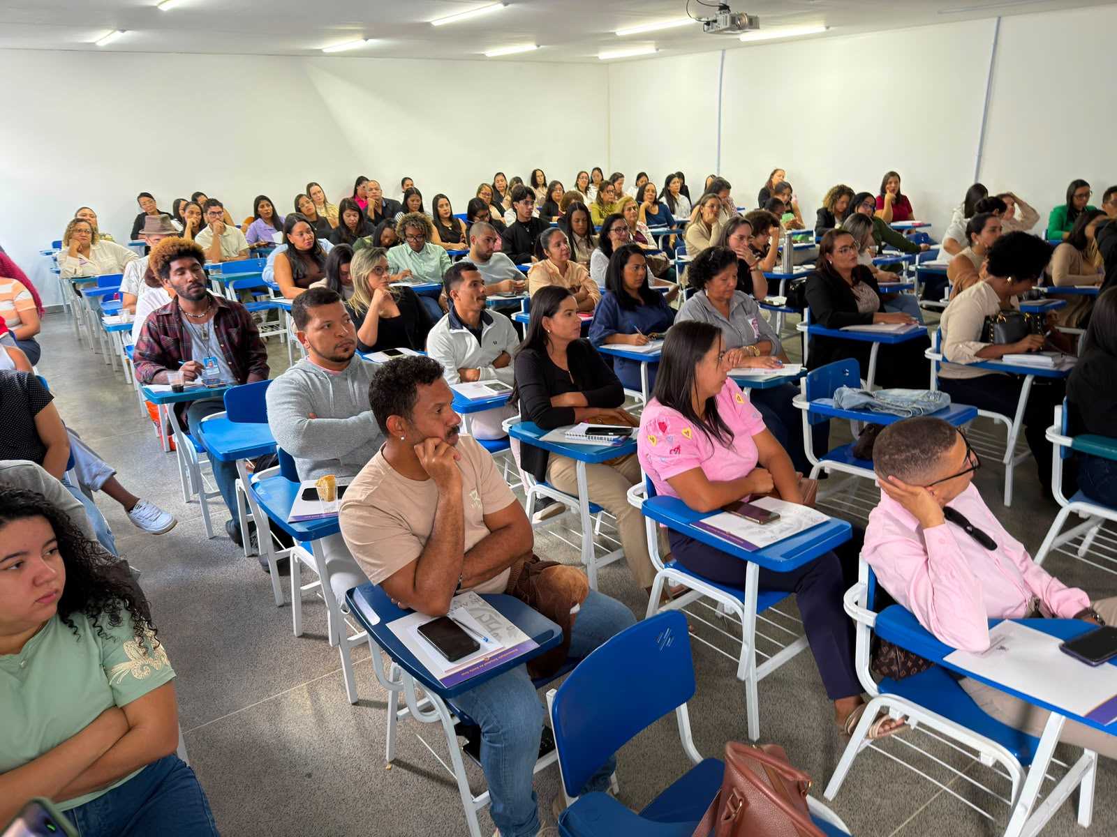 Prefeitura de Ilhéus fortalece a qualificação dos trabalhadores do SUAS com capacitação permanente.