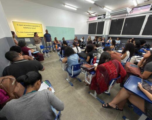Estudantes de Psicologia conhecem atuação da rede socioassistencial de Ilhéus.