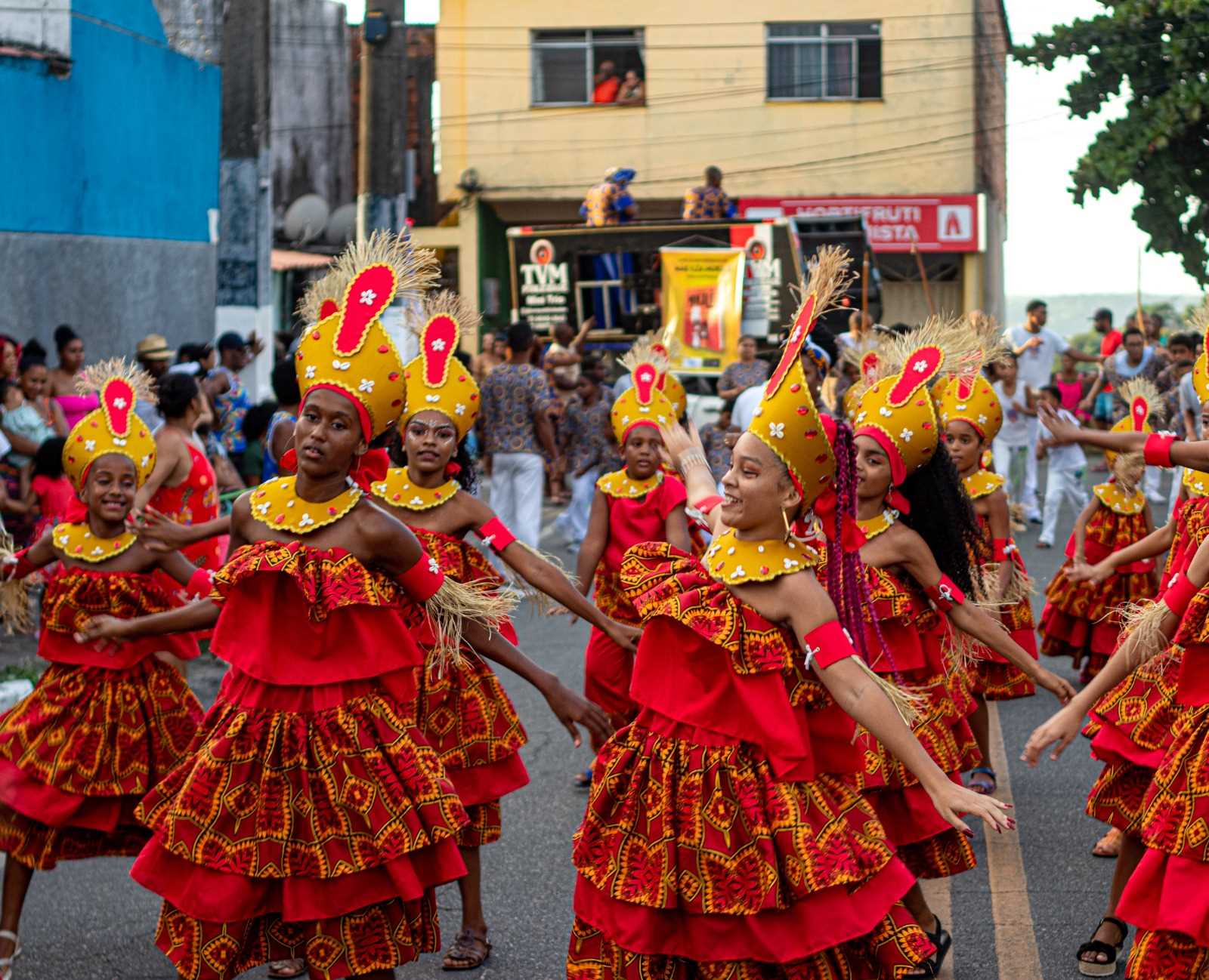 Projeto Vunje leva cultura afro-brasileira à programação dos 114 anos de Jorge Amado.