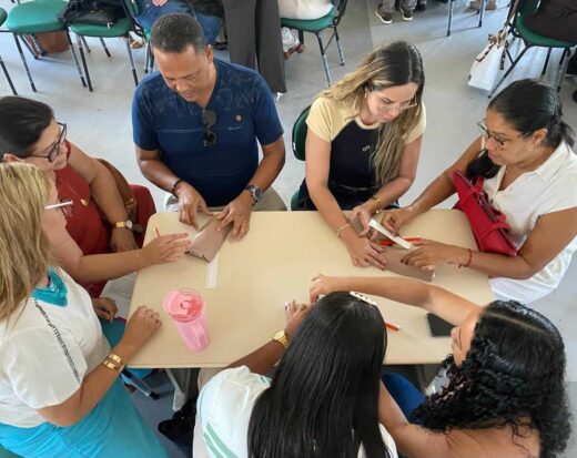 Ilhéus capacita enfermeiros da rede municipal para colocação do Implanon.