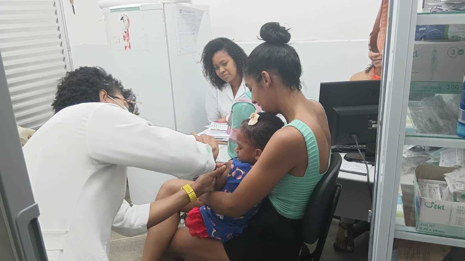 Quase duas mil doses são aplicadas durante Dia D de Multivacinação em Ilhéus.