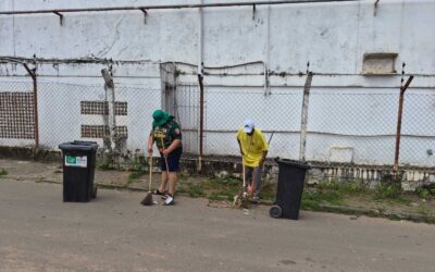 Prefeitura realiza mutirão de varrição na Rua Luiz Gama.