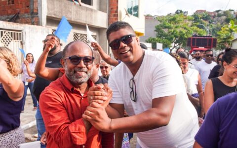 Bebeto Galvão reforça presença em Ilhéus durante festa de Nossa Senhora das Vitórias.