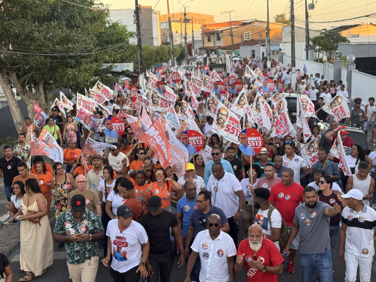 Caminhada de Bebeto reúne mais de mil pessoas em Ilhéus.
