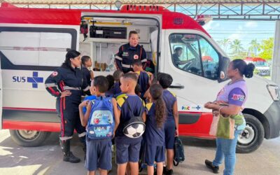 Projeto Samuzinho na Escola recebe estudantes na sede do SAMU de Ilhéus.