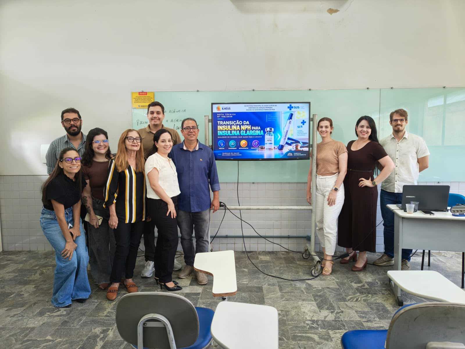Prefeitura de Ilhéus capacita profissionais de saúde para manejo seguro da Insulina Glargina.