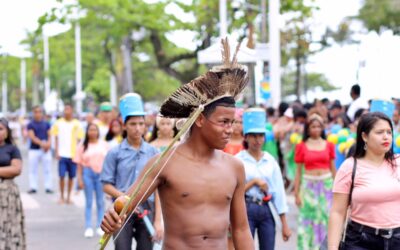 Secretaria de Educação leva história, cultura e identidade para o Desfile Cívico de Ilhéus.