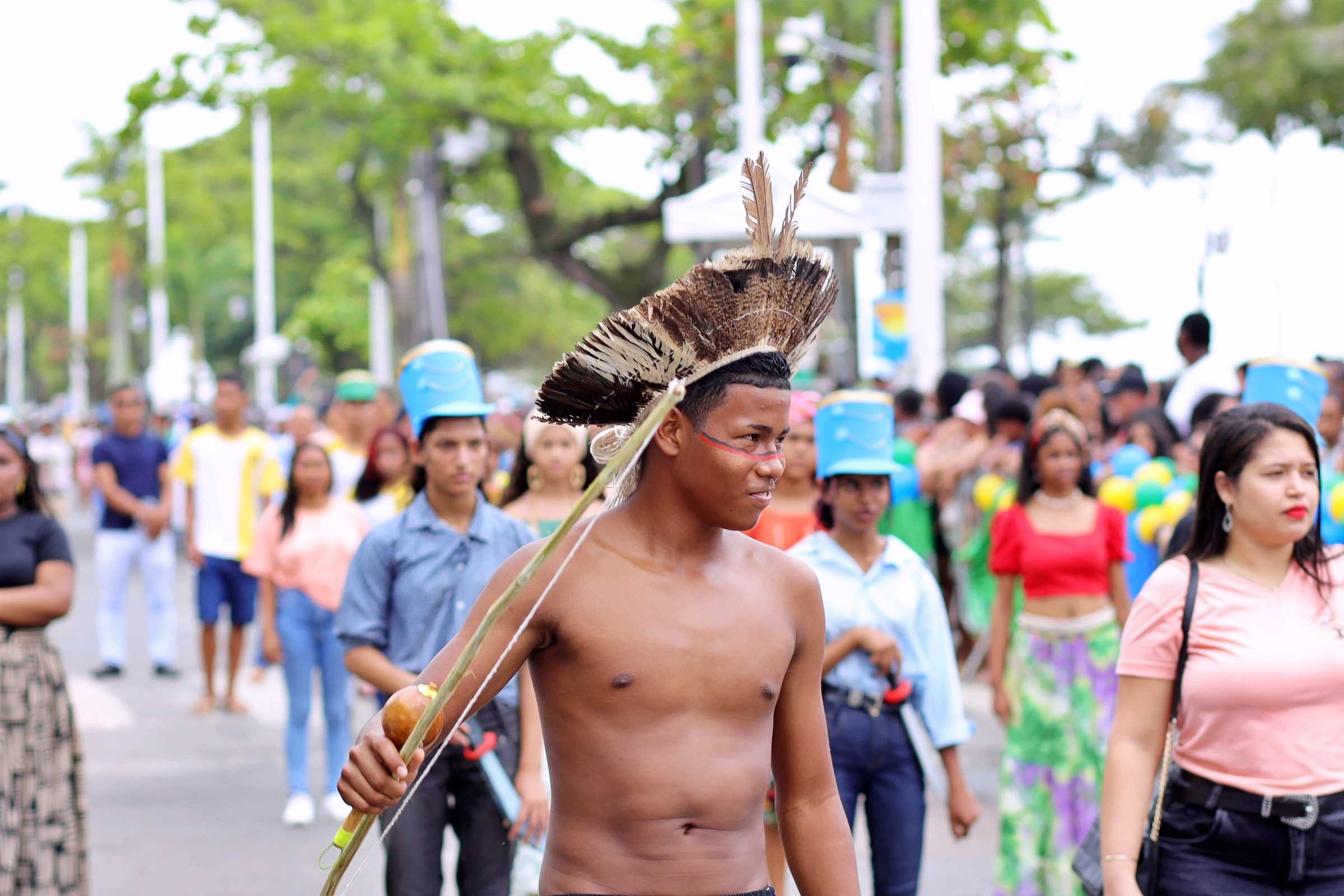 Secretaria de Educação leva história, cultura e identidade para o Desfile Cívico de Ilhéus.