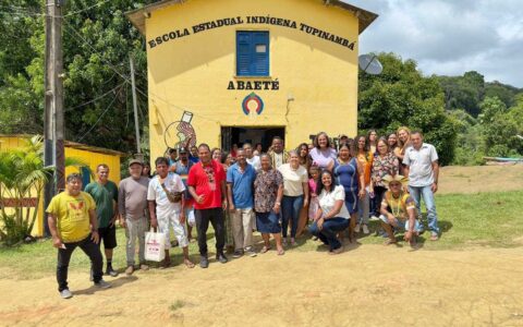CRAS promove ação de enfrentamento à violência contra mulheres na comunidade indígena de Abaeté.