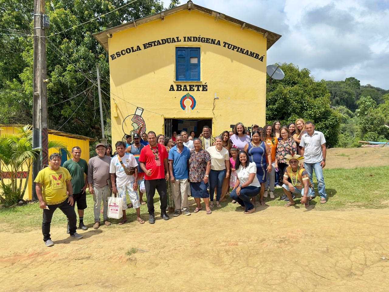 CRAS promove ação de enfrentamento à violência contra mulheres na comunidade indígena de Abaeté.