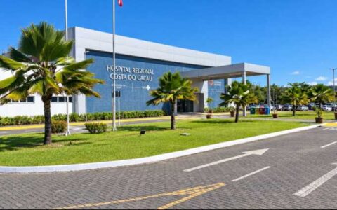 Hospital Regional Costa do Cacau adequa infraestrutura com novos equipamentos e mobiliários.