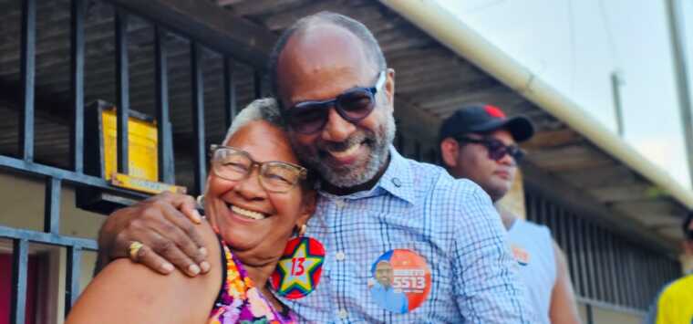 Bebeto visita Alto São João, destaca obras de contenção e reafirma compromisso com moradores.