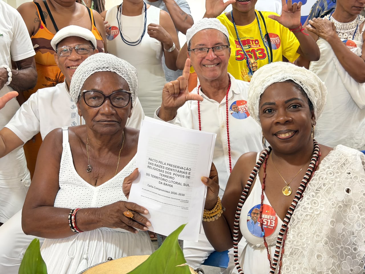 Povos de terreiro de Ilhéus apresentam pautas e Bebeto assume compromisso com participação no mandato.