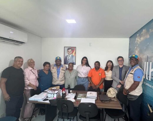 Prefeitura e sindicato discutem mudança do termo auxiliar de enfermagem para técnico de enfermagem.