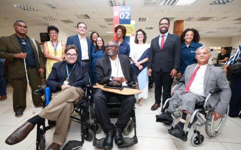 Comitiva do Ministério dos Direitos Humanos visita Central de Atendimento à Pessoa com Deficiência na Bahia.
