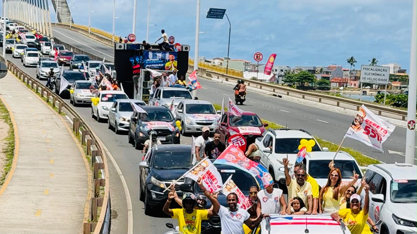 Bebeto lidera Carreata da Vitória e encerra campanha nas ruas de Ilhéus.